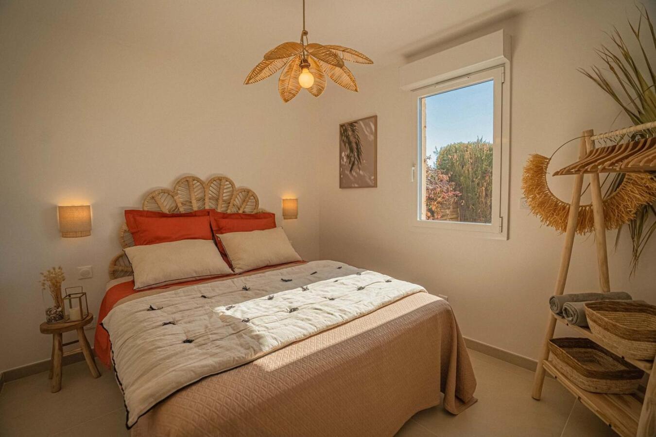 Logement Vue Mer Splendide - Situe A 50 Metres Du Bord De Mer Et 2 Minutes Des Plages - Bandolina Buitenkant foto